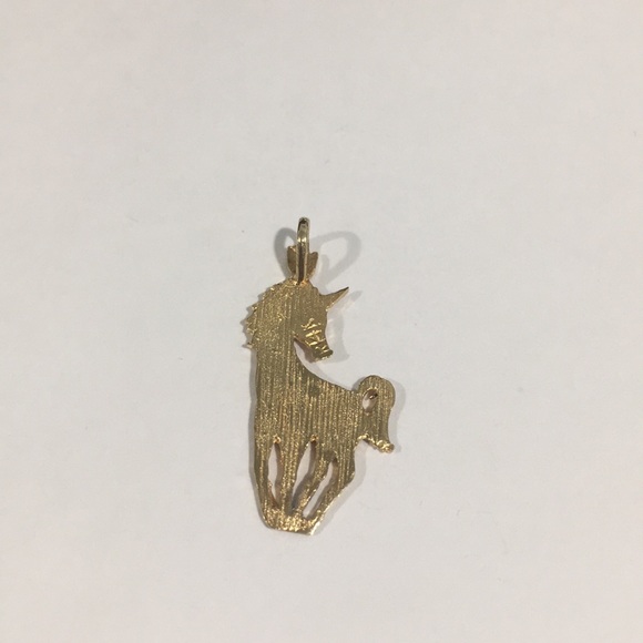 14k Yellow Gold Horse 🐴 Pony Charm - Picture 4 of 4